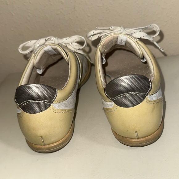 Ecco Hydromax Gold metallic lace up golf sneakers size 37 - Picture 3 of 6